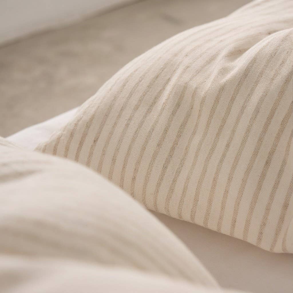 Duvet cover with yarn-dyed stripes in soft cotton