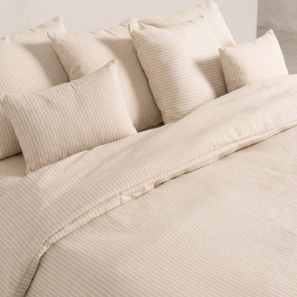 Duvet cover with yarn-dyed stripes in soft cotton